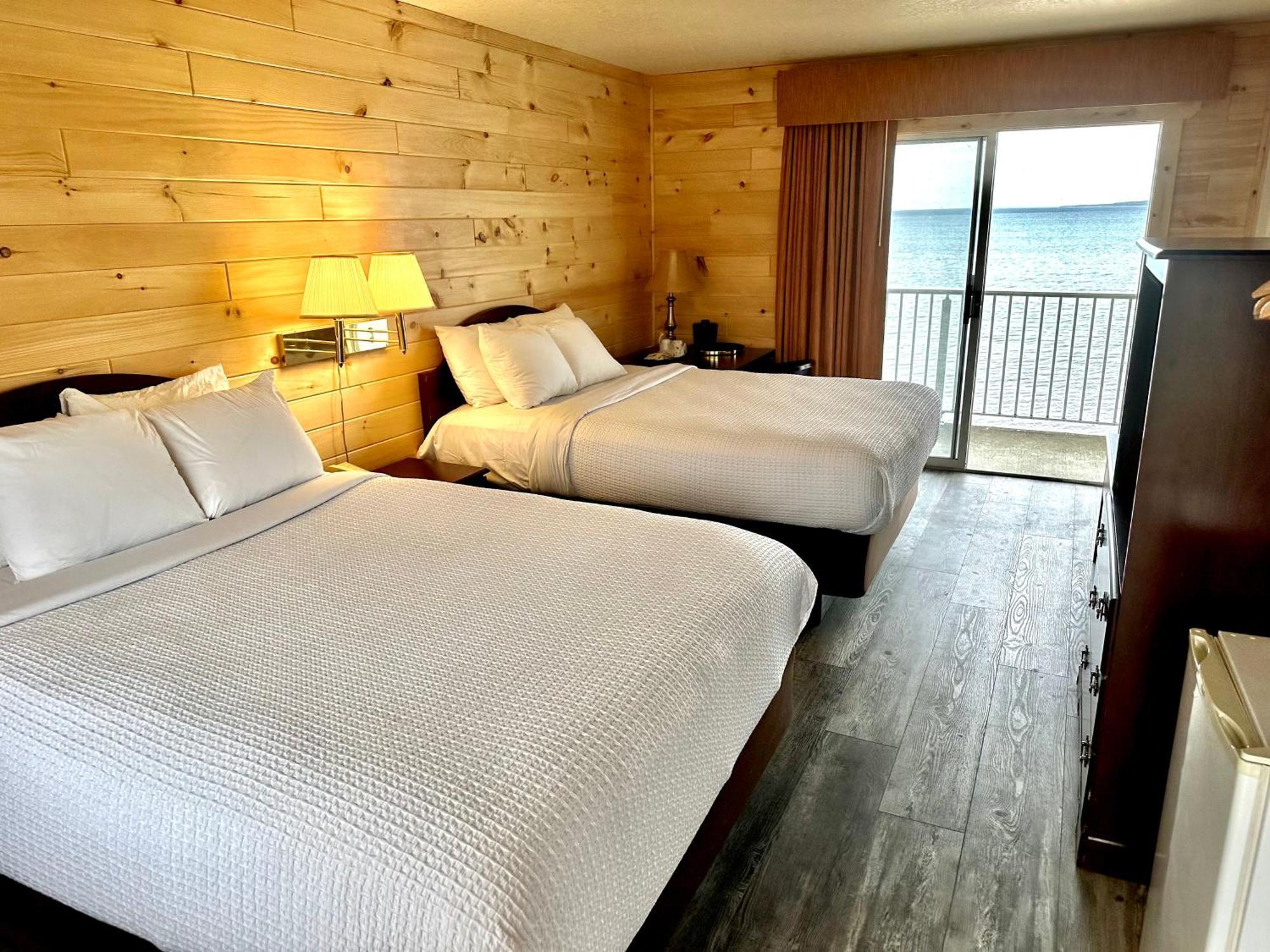 ماكيناو سيتي Sunrise Beach Motel المظهر الخارجي الصورة